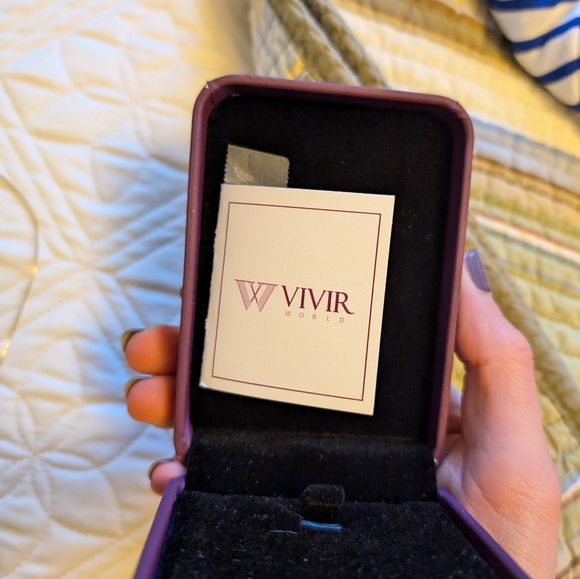 Scales of Justice Necklace - Picture 4 of 6